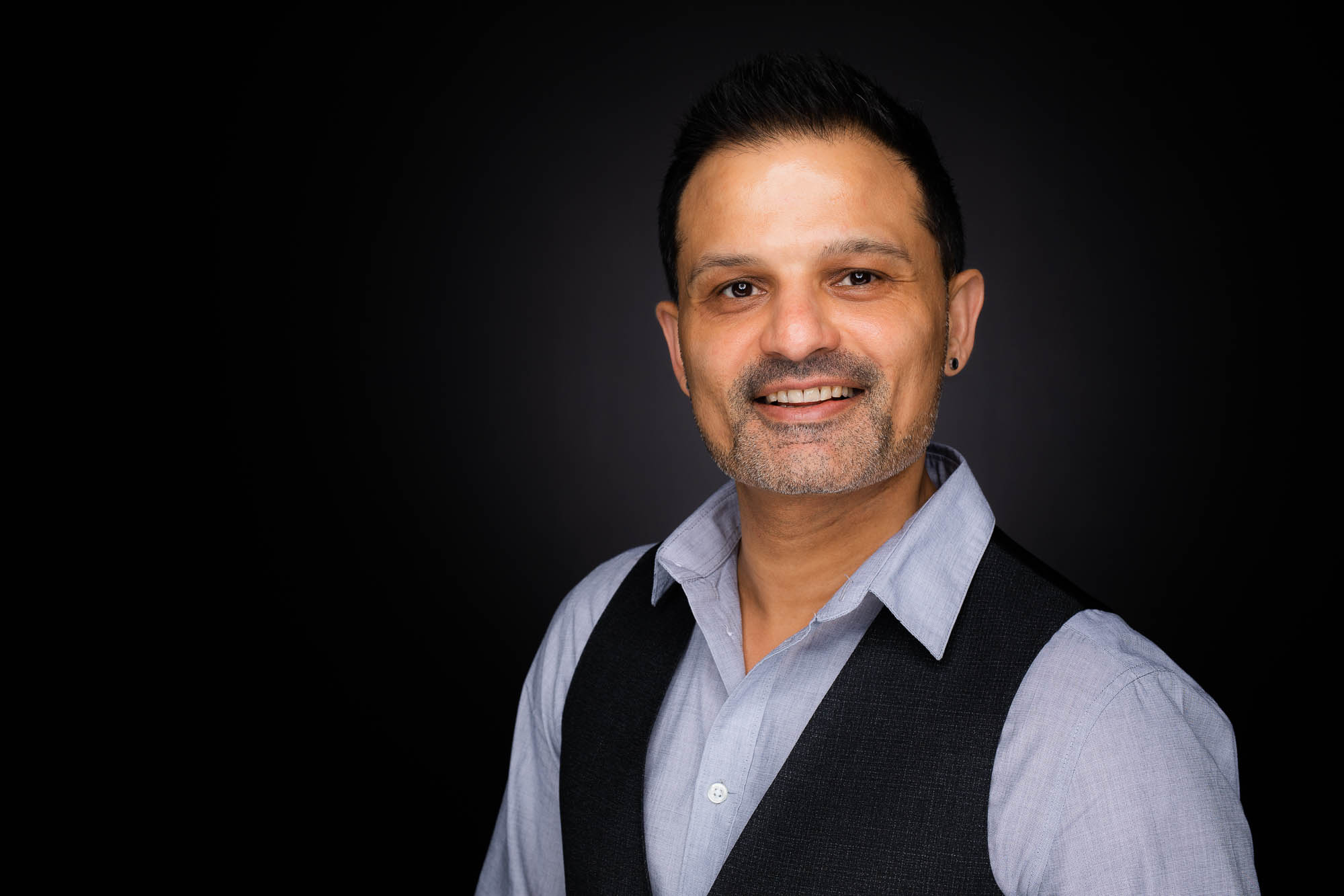 Export x3 Headshot  06229 Dez 01 2019 Headshot  Miro Nicole Nadine 2